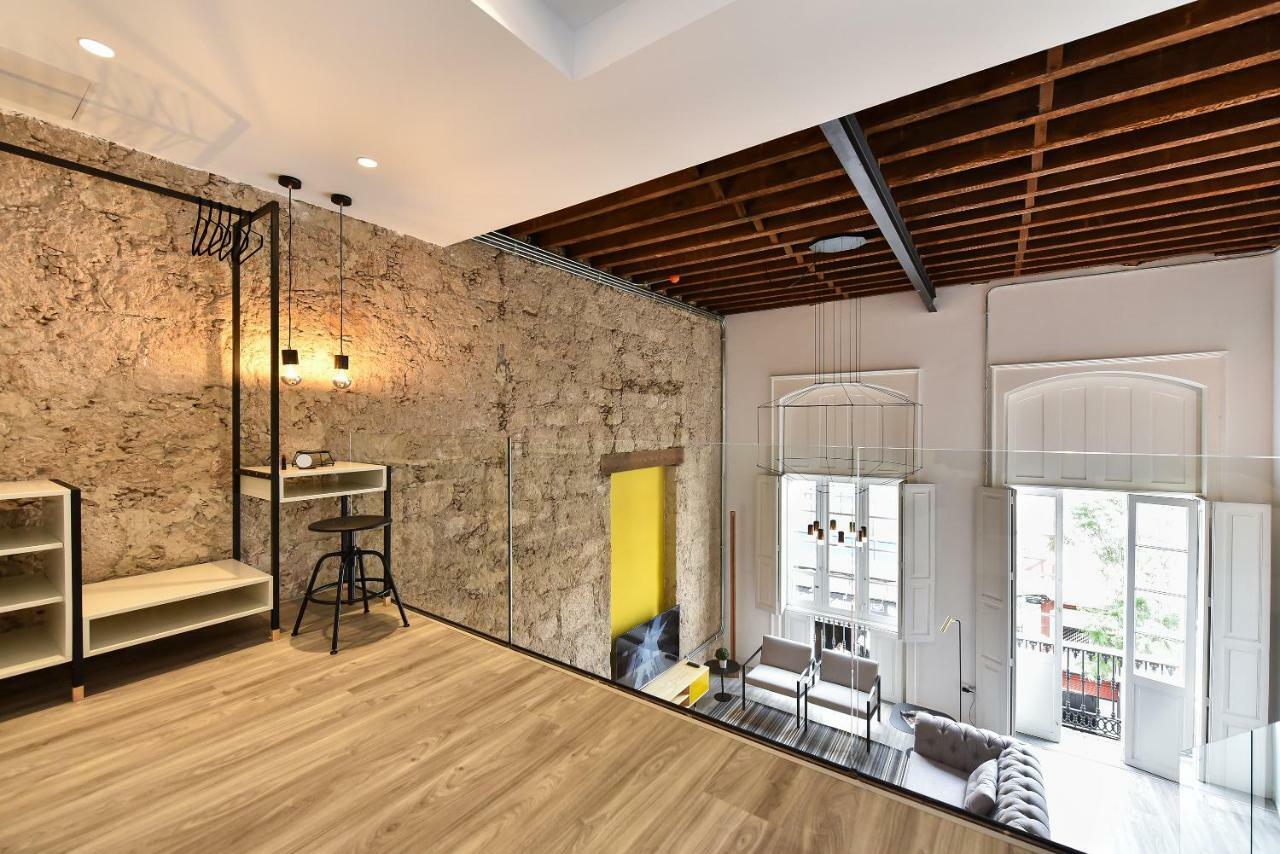 Apartment Off Triana